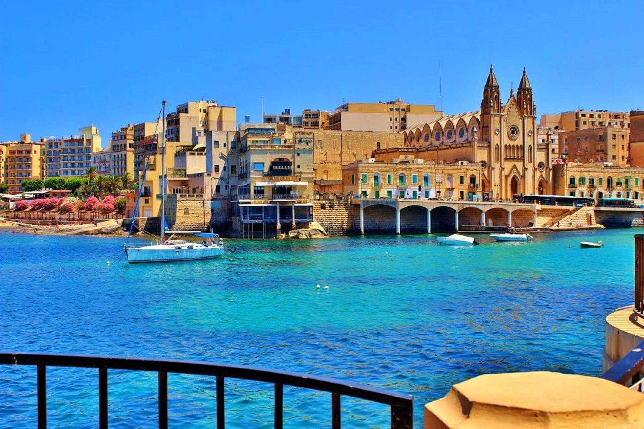 Spacious Apartment Steps To The Promenade Sliema Exteriér fotografie